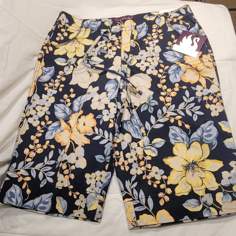 Gloria Vanderbilt Navy Floral Swim Shorts with Yellow & Light Blue Blooms